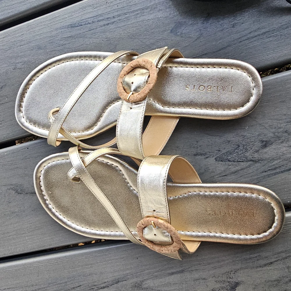 Talbots Gold Strappy Women's Sandals Size 9, pre-owned - Picture 3 of 6